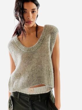 Oversized Free People Fuzzy Knit Sleeveless V-Neck Vest in Heather Gray